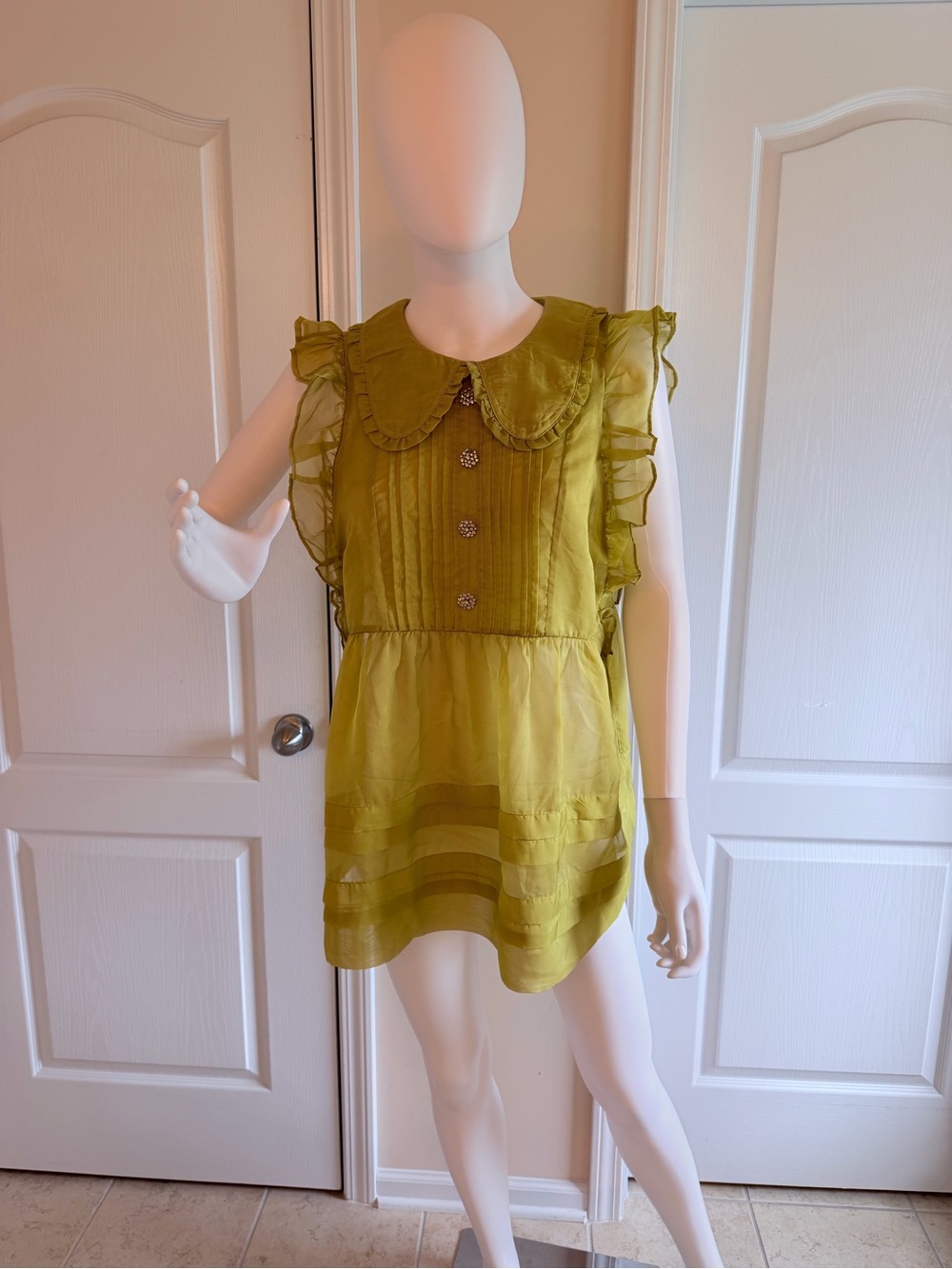 Anthropologie Maeve Peter Pan Collar Sheer Pintuck Chic Babydoll Top Size M